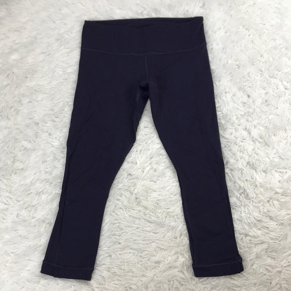 🔥$SALE$🔥 Lululemon Journey Crop Black Grape - Picture 1 of 11